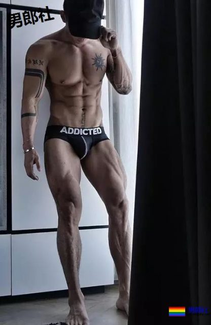 国民老公前凸后翘!大胸翘臀撩的人不要不要的,拍这种写真真的过分! - 51虹马 国民老公前凸后翘!大胸翘臀撩的人不要不要的,拍这种写真真的过分! - 51虹马