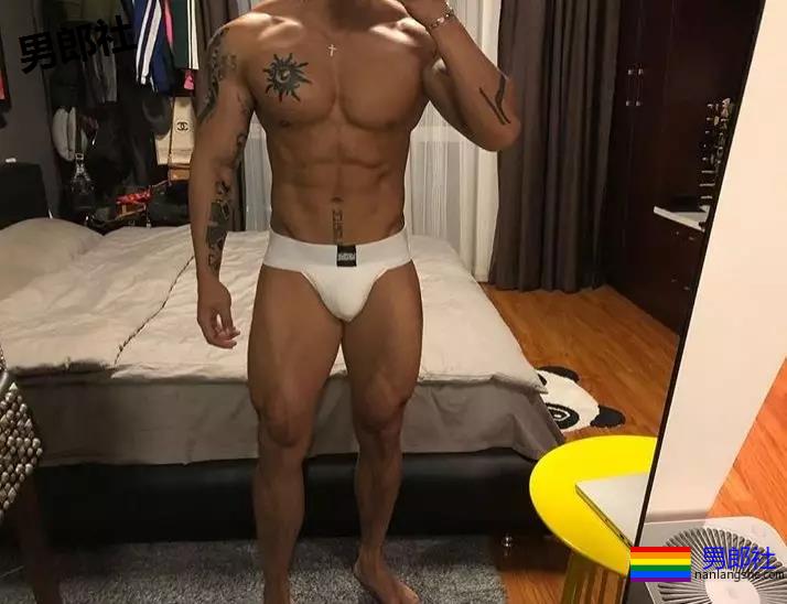 国民老公前凸后翘!大胸翘臀撩的人不要不要的,拍这种写真真的过分! - 51虹马 国民老公前凸后翘!大胸翘臀撩的人不要不要的,拍这种写真真的过分! - 51虹马