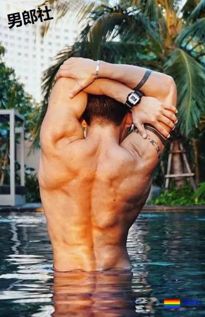 国民老公前凸后翘!大胸翘臀撩的人不要不要的,拍这种写真真的过分! - 51虹马 国民老公前凸后翘!大胸翘臀撩的人不要不要的,拍这种写真真的过分! - 51虹马