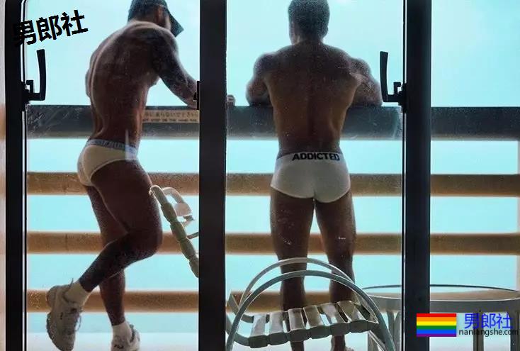 国民老公前凸后翘!大胸翘臀撩的人不要不要的,拍这种写真真的过分! - 51虹马 国民老公前凸后翘!大胸翘臀撩的人不要不要的,拍这种写真真的过分! - 51虹马