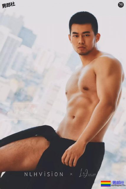 寸头胡碴大胸肌筋肉小哥,胸毝旺盛也太撩人了吧 - 51虹马 寸头胡碴大胸肌筋肉小哥,胸毝旺盛也太撩人了吧 - 51虹马