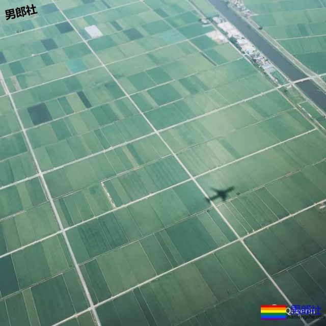 这个小哥的胸肌...是真实存在的极品吗? - 51虹马 这个小哥的胸肌...是真实存在的极品吗? - 51虹马