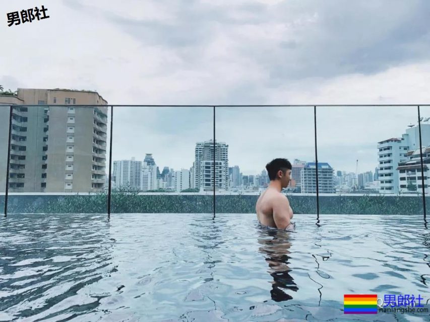 这个小哥的胸肌...是真实存在的极品吗? - 51虹马 这个小哥的胸肌...是真实存在的极品吗? - 51虹马