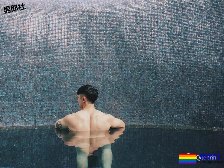 这个小哥的胸肌...是真实存在的极品吗? - 51虹马 这个小哥的胸肌...是真实存在的极品吗? - 51虹马