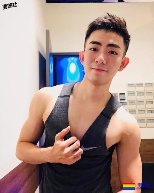 19岁就成就大器!面基也好看~ - 51虹马 19岁就成就大器!面基也好看~ - 51虹马