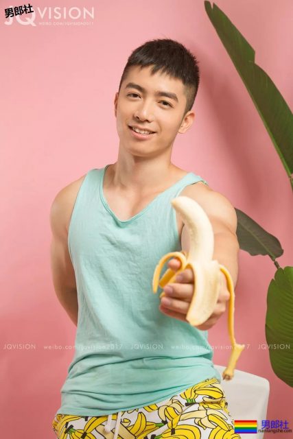 奶肌腱子肉拳击小哥写真释出！健气大胸腹肌一览无遗，A爆他！ - 51虹马