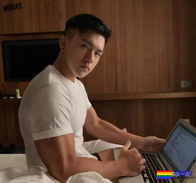 如何看待那些喜欢姐妹相称的gay? - 51虹马 如何看待那些喜欢姐妹相称的gay? - 51虹马