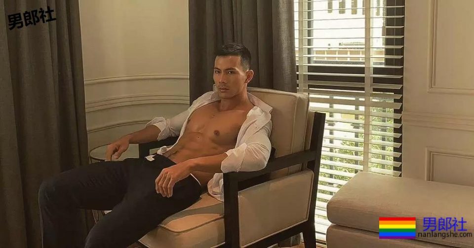 小狼狗性感诱人腹肌，真香！！！ - 51虹马