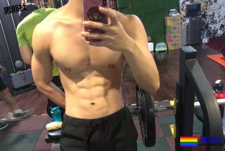 腹肌小鲜肉能奶能狼,白净腱子肉神仙情侣!谁是I惹? - 51虹马 腹肌小鲜肉能奶能狼,白净腱子肉神仙情侣!谁是I惹? - 51虹马