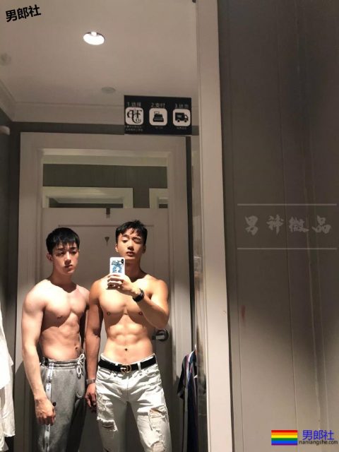 腹肌小鲜肉能奶能狼,白净腱子肉神仙情侣!谁是I惹? - 51虹马 腹肌小鲜肉能奶能狼,白净腱子肉神仙情侣!谁是I惹? - 51虹马