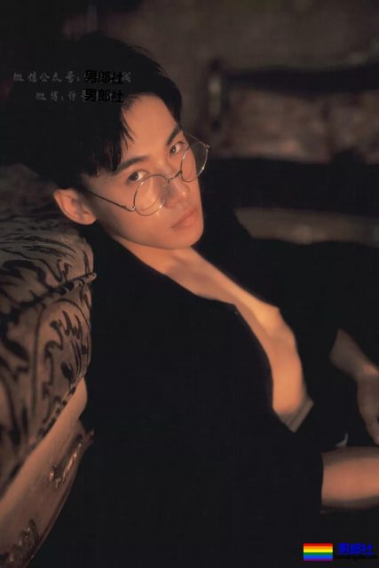 185长腿胸肌小狼狗,与荆怀斌拍片互动,还和运动壮男拍过.mp4! - 51虹马 185长腿胸肌小狼狗,与荆怀斌拍片互动,还和运动壮男拍过.mp4! - 51虹马