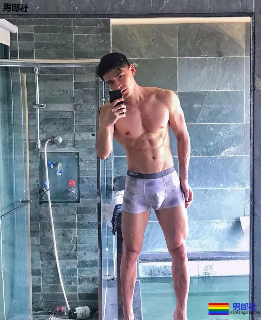 过气天菜被批修图？肌肉纯I为卖内裤亲自上阵，够拼！-51虹马