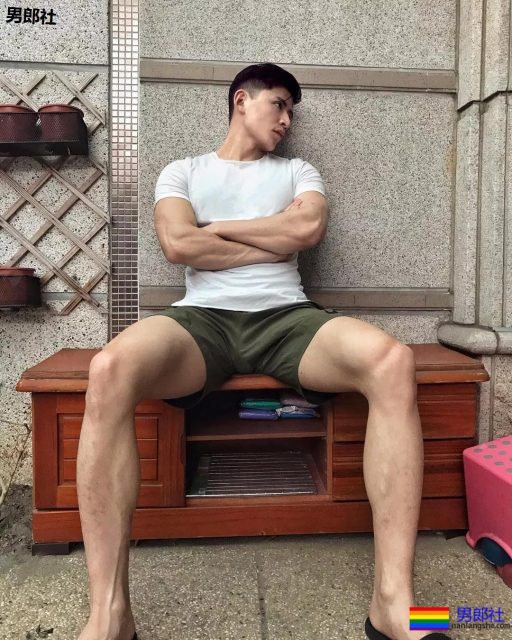 过气天菜被批修图？肌肉纯I为卖内裤亲自上阵，够拼！ - 51虹马