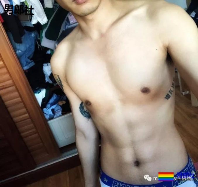 奶凶奶凶的帅，脱了衣服真撩人 - 51虹马