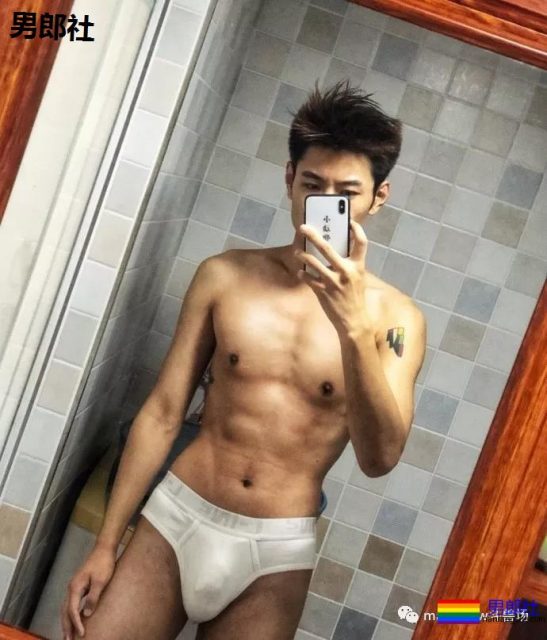 奶凶奶凶的帅，脱了衣服真撩人 - 51虹马