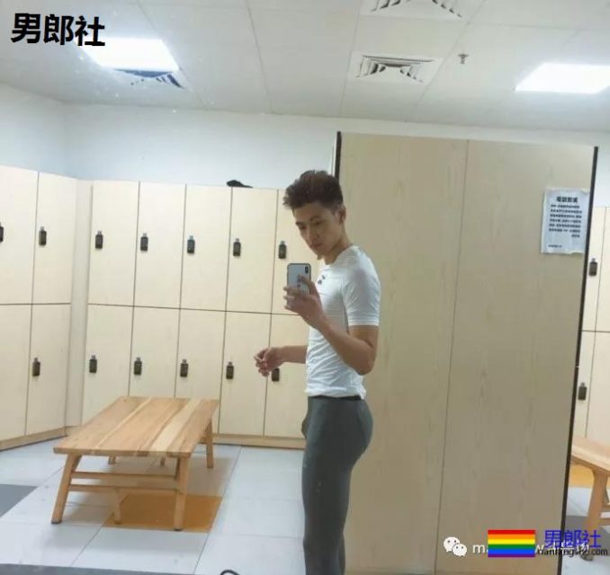 奶凶奶凶的帅，脱了衣服真撩人 - 51虹马