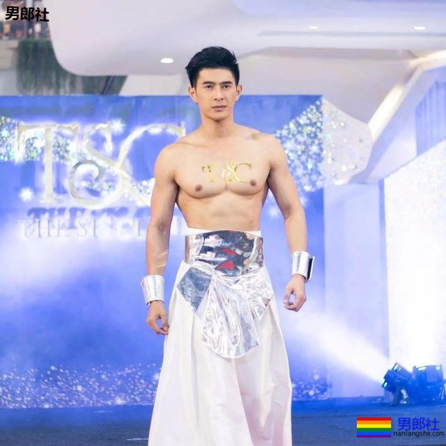 sao0体育生从现场照被扒,果然大1... - 51虹马 sao0体育生从现场照被扒,果然大1... - 51虹马