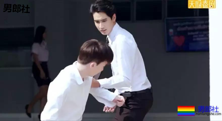 软萌可爱学弟x超帅校草学长，禁锢、强。。。 - 51虹马