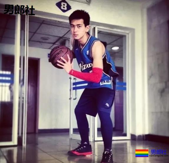 骚扰李现?运营男总监被举报,《GQ》回应! - 51虹马 骚扰李现?运营男总监被举报,《GQ》回应! - 51虹马