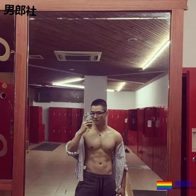 成熟爷们惹人垂涎 - 51虹马