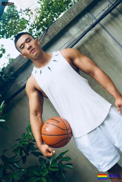 大鼻子寸头大筋霸男团!个个都是刷爆票圈的荷尔蒙男神! - 51虹马 大鼻子寸头大筋霸男团!个个都是刷爆票圈的荷尔蒙男神! - 51虹马