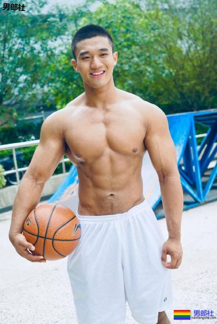 大鼻子寸头大筋霸男团!个个都是刷爆票圈的荷尔蒙男神! - 51虹马 大鼻子寸头大筋霸男团!个个都是刷爆票圈的荷尔蒙男神! - 51虹马