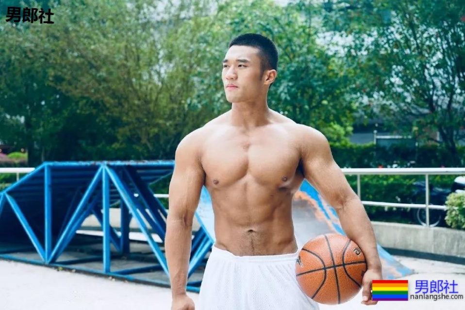 大鼻子寸头大筋霸男团!个个都是刷爆票圈的荷尔蒙男神! - 51虹马 大鼻子寸头大筋霸男团!个个都是刷爆票圈的荷尔蒙男神! - 51虹马