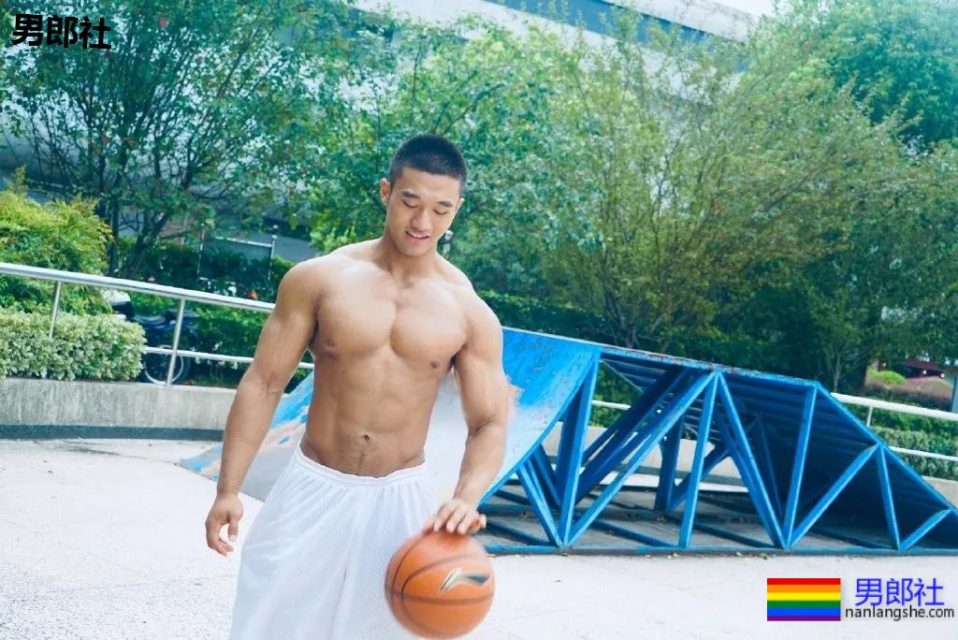 大鼻子寸头大筋霸男团!个个都是刷爆票圈的荷尔蒙男神! - 51虹马 大鼻子寸头大筋霸男团!个个都是刷爆票圈的荷尔蒙男神! - 51虹马