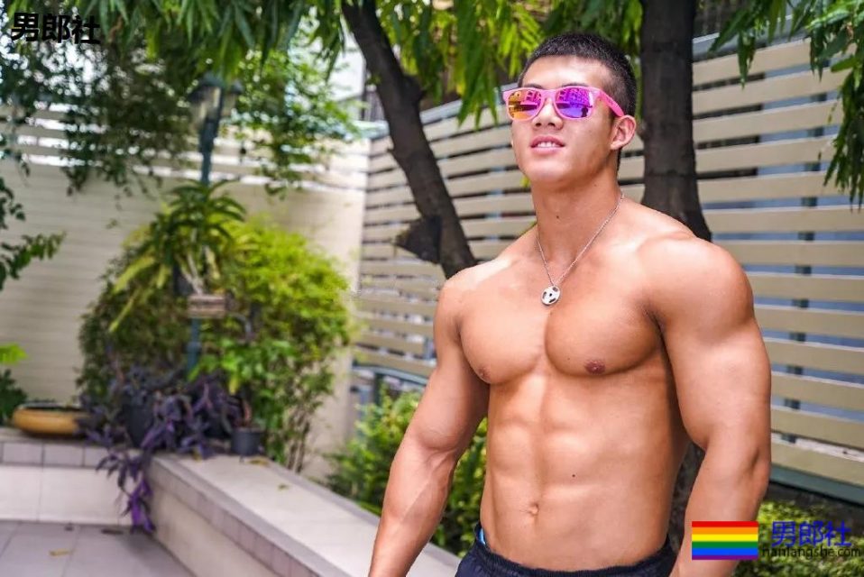 大鼻子寸头大筋霸男团!个个都是刷爆票圈的荷尔蒙男神! - 51虹马 大鼻子寸头大筋霸男团!个个都是刷爆票圈的荷尔蒙男神! - 51虹马