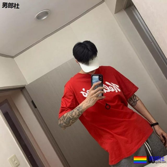 1米92高帅长腿直男小狼狗，高鼻梁还自带一身腱子肉?! - 51虹马