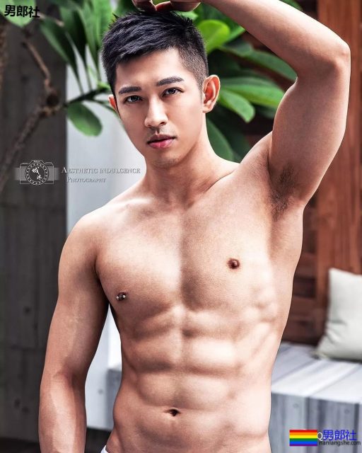 熟男大比拼，每一个都想要。。。。 - 51虹马