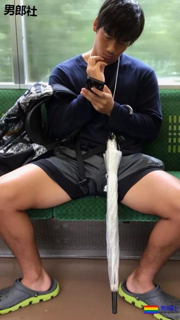 为什么体育生都喜欢张开大腿坐？ - 51虹马