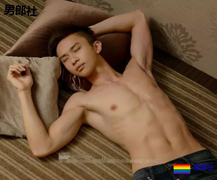 高能鲜肉，我猜他的CM有18吧！ - 51虹马