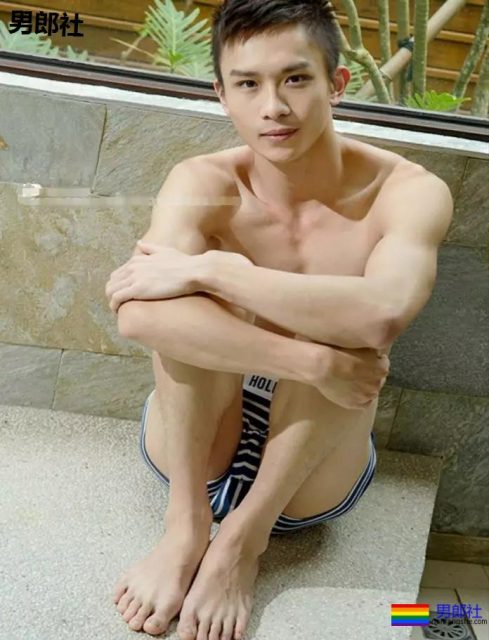 高能鲜肉，我猜他的CM有18吧！ - 51虹马