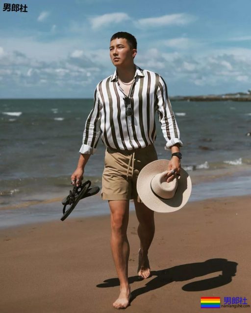 海边巨胸肉壮帅哥被扒出私生活,不仅有颜还有奔放的一面! - 51虹马 海边巨胸肉壮帅哥被扒出私生活,不仅有颜还有奔放的一面! - 51虹马