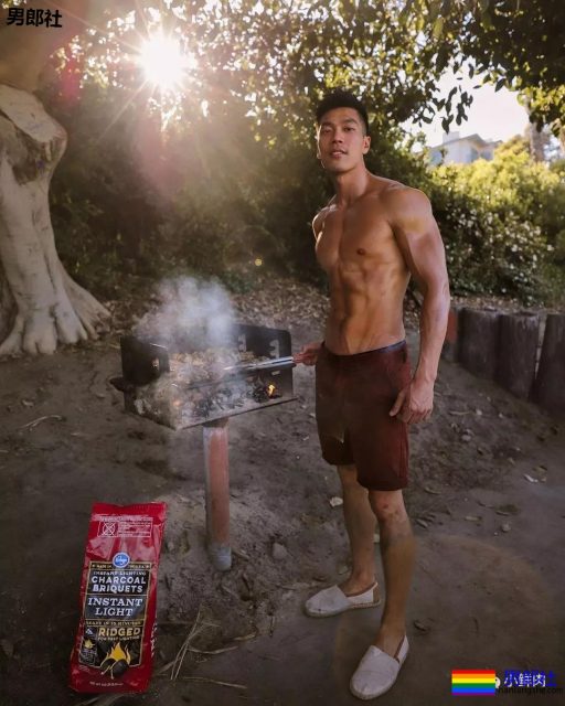 古铜色筋肉熟男硬照一览!想跟他一起用美黑舱…… - 51虹马 古铜色筋肉熟男硬照一览!想跟他一起用美黑舱…… - 51虹马