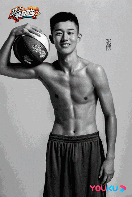 撞脸黄景瑜、熊抱张大大，这些篮球体育生是要搞事情啊？-51虹马