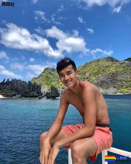 撞脸黄景瑜、熊抱张大大，这些篮球体育生是要搞事情啊？ - 51虹马