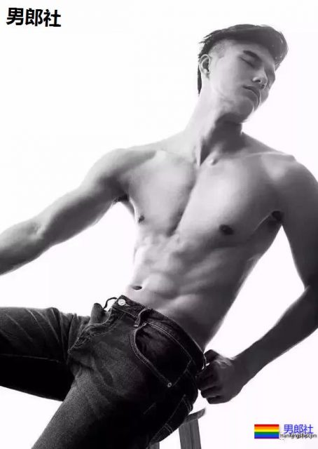 撞脸黄景瑜、熊抱张大大，这些篮球体育生是要搞事情啊？ - 51虹马