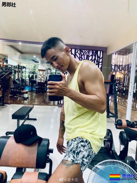 拿春联的潜水教练找到了，这身材这颜值还有这狗粮一次看个够！ - 51虹马