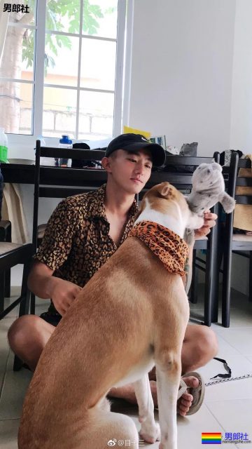 拿春联的潜水教练找到了，这身材这颜值还有这狗粮一次看个够！ - 51虹马