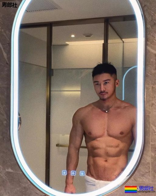 跨年泼水节海报公布,这位大长腿男模硬照未免也太多了吧! - 51虹马 跨年泼水节海报公布,这位大长腿男模硬照未免也太多了吧! - 51虹马