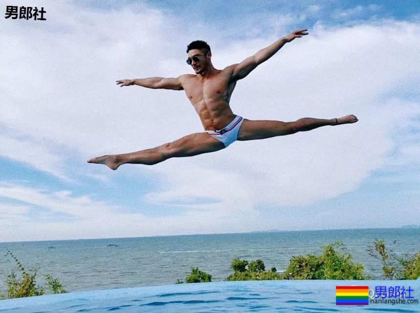 跨年泼水节海报公布,这位大长腿男模硬照未免也太多了吧! - 51虹马 跨年泼水节海报公布,这位大长腿男模硬照未免也太多了吧! - 51虹马