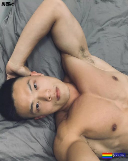 跨年泼水节海报公布,这位大长腿男模硬照未免也太多了吧! - 51虹马 跨年泼水节海报公布,这位大长腿男模硬照未免也太多了吧! - 51虹马