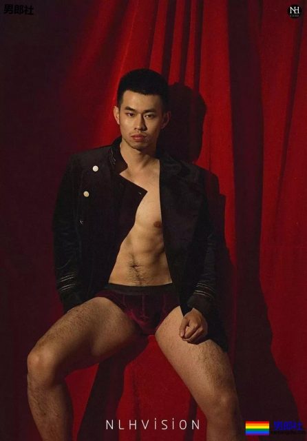 林丹居然拍这样让人躁动的小片片？！的旺盛的毛发让我吞了一大口...... - 51虹马