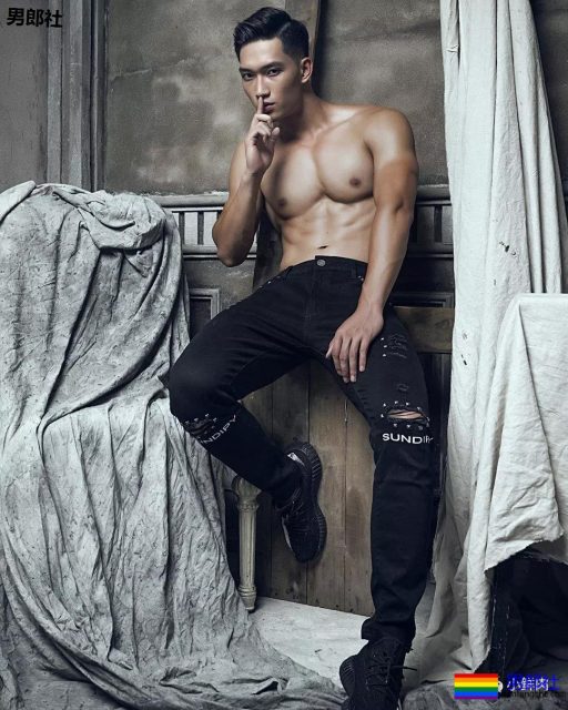 185大长腿男模遭群嘲？真相是那里太宽了！ - 51虹马