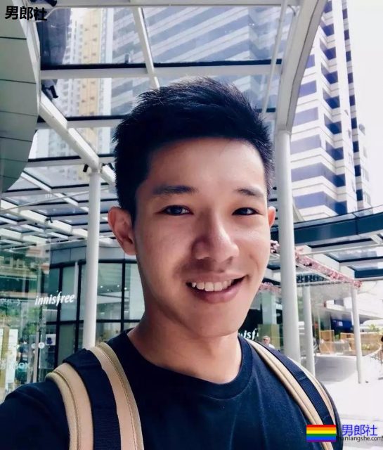 泰国泼水节唯一吃饱的男人，在T台走秀被网友调戏包大。 - 51虹马