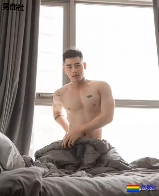 这位男模的MB视频你肯定看过 - 51虹马 这位男模的MB视频你肯定看过 - 51虹马