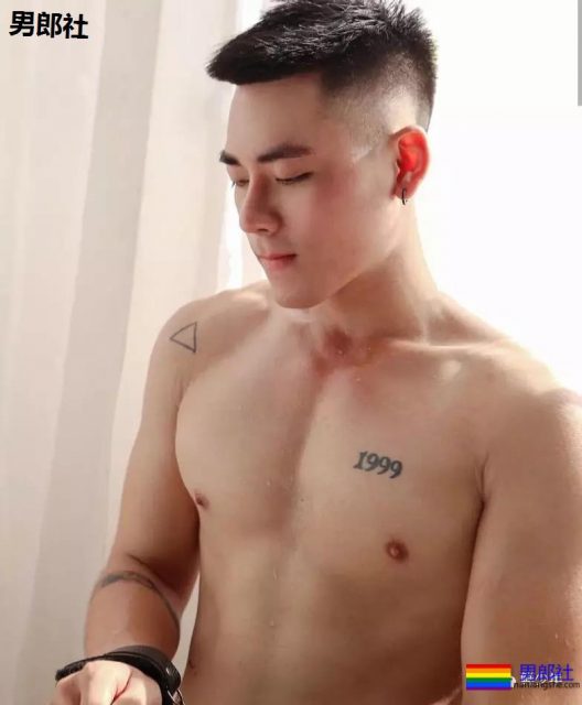 这位男模的MB视频你肯定看过 - 51虹马 这位男模的MB视频你肯定看过 - 51虹马