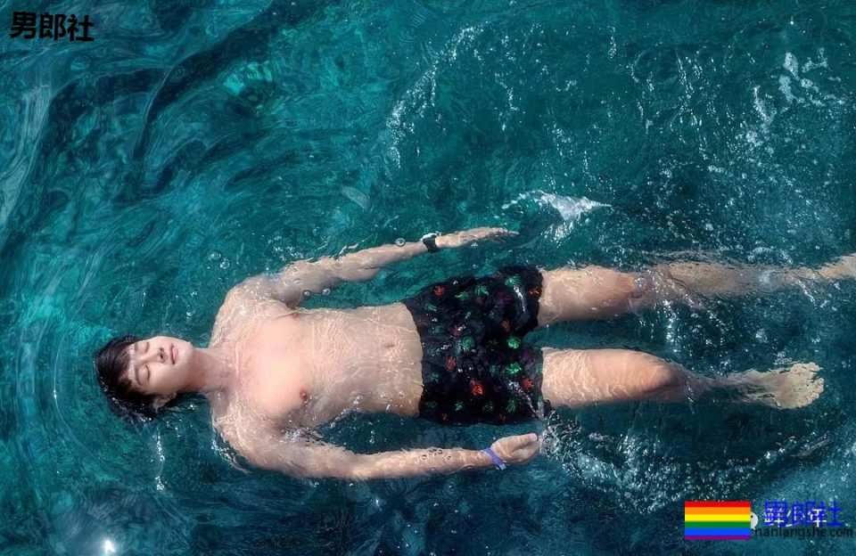 揭露19岁包有大料日常，被扒了！-51虹马